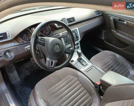 Коричневый Фольксваген Пассат, объемом двигателя 1.8 л и пробегом 247 тыс. км за 13500 $, фото 3 на Automoto.ua