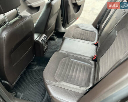 Коричневий Фольксваген Пассат, об'ємом двигуна 1.8 л та пробігом 249 тис. км за 11000 $, фото 13 на Automoto.ua