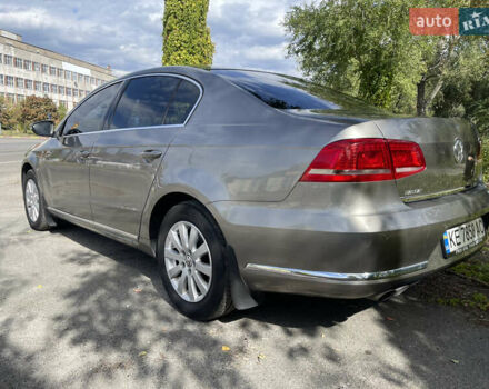 Коричневый Фольксваген Пассат, объемом двигателя 1.8 л и пробегом 257 тыс. км за 11300 $, фото 1 на Automoto.ua