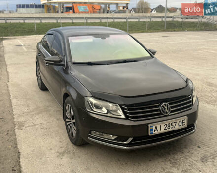 Коричневый Фольксваген Пассат, объемом двигателя 1.8 л и пробегом 242 тыс. км за 11000 $, фото 2 на Automoto.ua