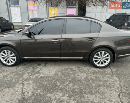 Коричневый Фольксваген Пассат, объемом двигателя 1.8 л и пробегом 107 тыс. км за 11500 $, фото 6 на Automoto.ua