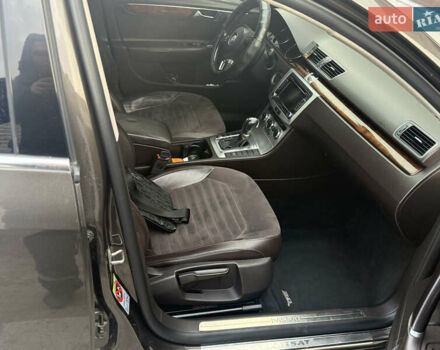 Коричневый Фольксваген Пассат, объемом двигателя 1.8 л и пробегом 242 тыс. км за 11000 $, фото 12 на Automoto.ua