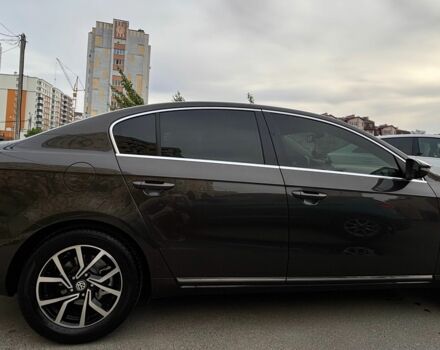 Коричневий Фольксваген Пассат, об'ємом двигуна 1.8 л та пробігом 282 тис. км за 9400 $, фото 2 на Automoto.ua