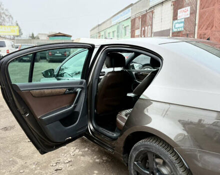 Коричневый Фольксваген Пассат, объемом двигателя 1.39 л и пробегом 199 тыс. км за 9999 $, фото 7 на Automoto.ua