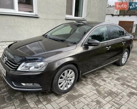 Коричневый Фольксваген Пассат, объемом двигателя 1.8 л и пробегом 275 тыс. км за 7950 $, фото 21 на Automoto.ua