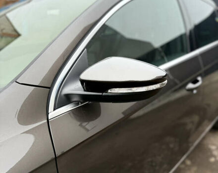 Коричневый Фольксваген Пассат, объемом двигателя 1.39 л и пробегом 199 тыс. км за 9999 $, фото 4 на Automoto.ua