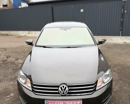 Коричневый Фольксваген Пассат, объемом двигателя 1.39 л и пробегом 199 тыс. км за 9999 $, фото 1 на Automoto.ua