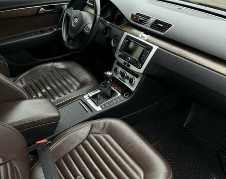 Коричневый Фольксваген Пассат, объемом двигателя 1.39 л и пробегом 199 тыс. км за 9999 $, фото 29 на Automoto.ua