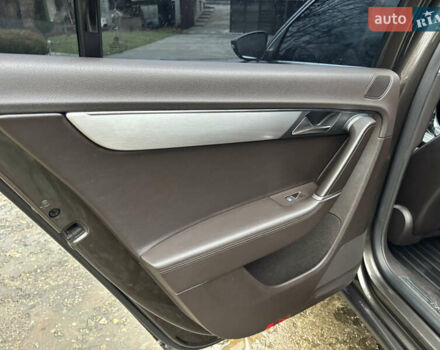 Коричневый Фольксваген Пассат, объемом двигателя 1.97 л и пробегом 209 тыс. км за 10950 $, фото 26 на Automoto.ua