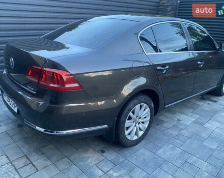 Фольксваген Пассат 2013 в Житомире на Automoto.ua Коричневый Фольксваген Пассат, объемом двигателя 2 л и пробегом 292 тыс. км за 11500 $, фото 3 на Automoto.ua