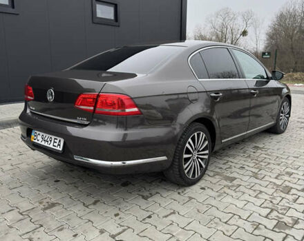 Коричневый Фольксваген Пассат, объемом двигателя 1.97 л и пробегом 301 тыс. км за 12500 $, фото 3 на Automoto.ua