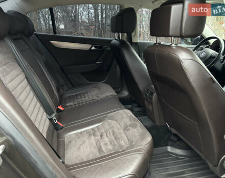 Коричневый Фольксваген Пассат, объемом двигателя 1.97 л и пробегом 209 тыс. км за 10950 $, фото 29 на Automoto.ua