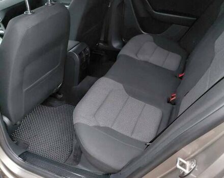 Коричневый Фольксваген Пассат, объемом двигателя 1.8 л и пробегом 181 тыс. км за 8900 $, фото 4 на Automoto.ua