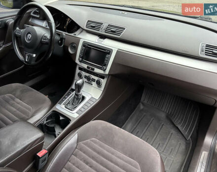 Коричневый Фольксваген Пассат, объемом двигателя 1.97 л и пробегом 209 тыс. км за 10950 $, фото 34 на Automoto.ua