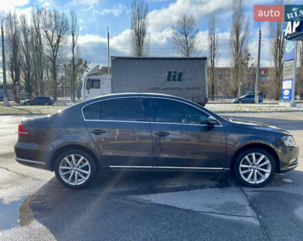 Коричневый Фольксваген Пассат, объемом двигателя 1.8 л и пробегом 89 тыс. км за 14300 $, фото 5 на Automoto.ua