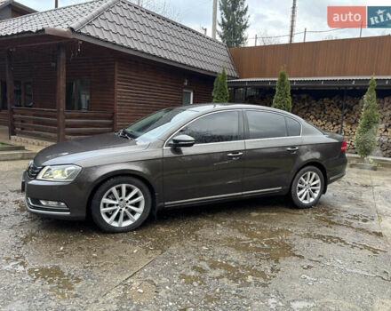 Коричневый Фольксваген Пассат, объемом двигателя 1.97 л и пробегом 209 тыс. км за 10950 $, фото 6 на Automoto.ua