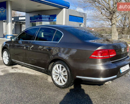 Коричневый Фольксваген Пассат, объемом двигателя 1.8 л и пробегом 89 тыс. км за 14300 $, фото 2 на Automoto.ua