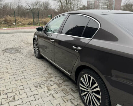 Коричневый Фольксваген Пассат, объемом двигателя 1.97 л и пробегом 301 тыс. км за 12500 $, фото 13 на Automoto.ua