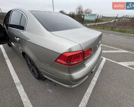 Коричневый Фольксваген Пассат, объемом двигателя 1.97 л и пробегом 266 тыс. км за 11500 $, фото 5 на Automoto.ua