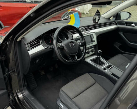 Коричневий Фольксваген Пассат, об'ємом двигуна 1.6 л та пробігом 268 тис. км за 14300 $, фото 7 на Automoto.ua