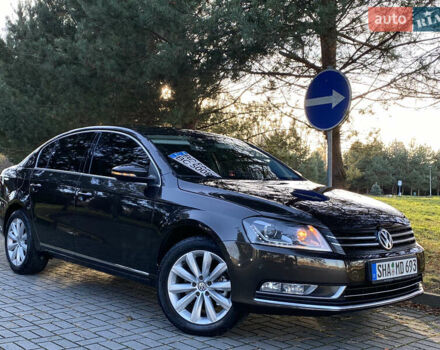 Коричневый Фольксваген Пассат, объемом двигателя 1.8 л и пробегом 330 тыс. км за 8999 $, фото 11 на Automoto.ua