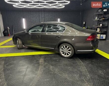 Коричневый Фольксваген Пассат, объемом двигателя 1.8 л и пробегом 104 тыс. км за 10999 $, фото 4 на Automoto.ua