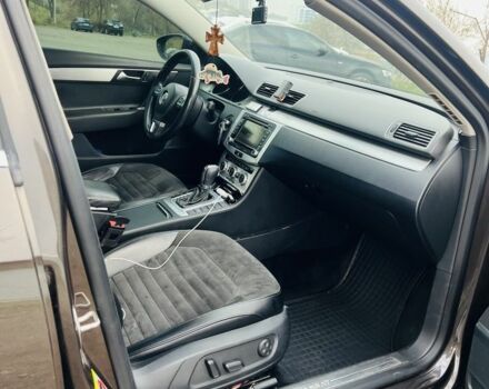 Коричневый Фольксваген Пассат, объемом двигателя 2 л и пробегом 305 тыс. км за 14700 $, фото 3 на Automoto.ua