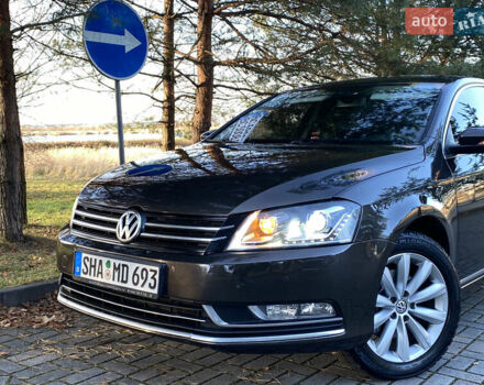 Коричневый Фольксваген Пассат, объемом двигателя 1.8 л и пробегом 330 тыс. км за 8999 $, фото 16 на Automoto.ua