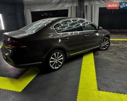 Коричневый Фольксваген Пассат, объемом двигателя 1.8 л и пробегом 104 тыс. км за 10999 $, фото 3 на Automoto.ua