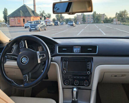 Коричневый Фольксваген Пассат, объемом двигателя 1.97 л и пробегом 206 тыс. км за 11400 $, фото 10 на Automoto.ua