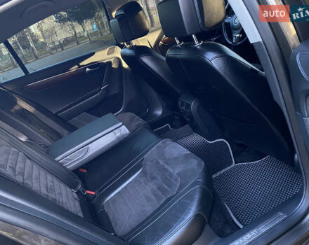 Коричневый Фольксваген Пассат, объемом двигателя 1.8 л и пробегом 330 тыс. км за 8999 $, фото 47 на Automoto.ua