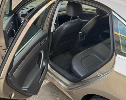 Коричневый Фольксваген Пассат, объемом двигателя 1.8 л и пробегом 126 тыс. км за 11500 $, фото 46 на Automoto.ua