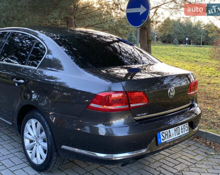 Коричневый Фольксваген Пассат, объемом двигателя 1.8 л и пробегом 330 тыс. км за 8999 $, фото 26 на Automoto.ua