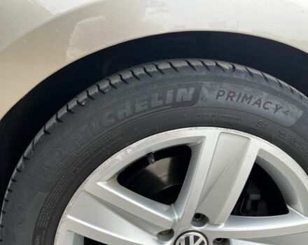 Коричневый Фольксваген Пассат, объемом двигателя 1.8 л и пробегом 200 тыс. км за 9300 $, фото 6 на Automoto.ua