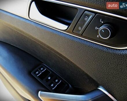 Коричневый Фольксваген Пассат, объемом двигателя 1.8 л и пробегом 185 тыс. км за 11800 $, фото 6 на Automoto.ua