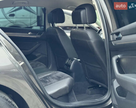 Коричневый Фольксваген Пассат, объемом двигателя 2 л и пробегом 200 тыс. км за 15950 $, фото 23 на Automoto.ua