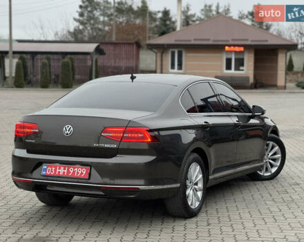 Коричневый Фольксваген Пассат, объемом двигателя 2 л и пробегом 200 тыс. км за 15950 $, фото 6 на Automoto.ua