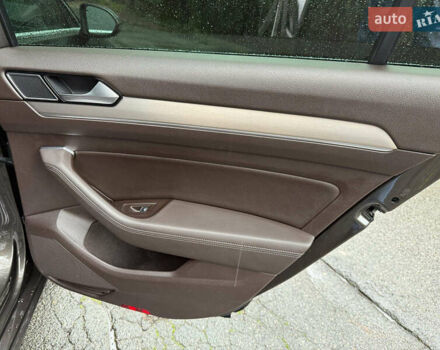 Коричневый Фольксваген Пассат, объемом двигателя 2 л и пробегом 226 тыс. км за 17990 $, фото 8 на Automoto.ua