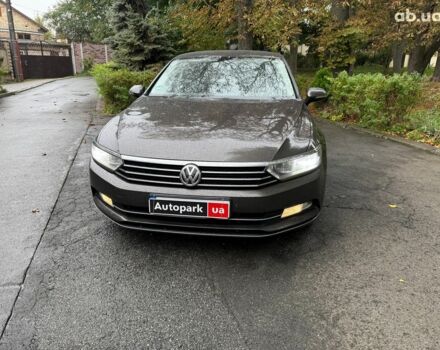 Коричневий Фольксваген Пассат, об'ємом двигуна 2 л та пробігом 226 тис. км за 17940 $, фото 1 на Automoto.ua
