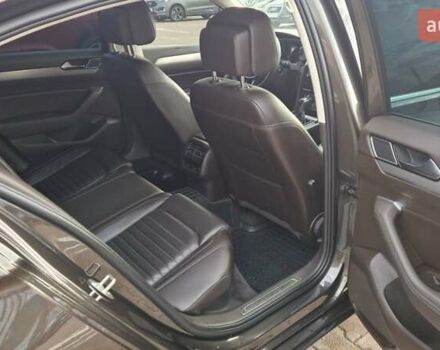 Коричневый Фольксваген Пассат, объемом двигателя 1.97 л и пробегом 267 тыс. км за 21100 $, фото 17 на Automoto.ua