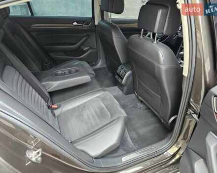 Коричневий Фольксваген Пассат, об'ємом двигуна 1.97 л та пробігом 188 тис. км за 19999 $, фото 47 на Automoto.ua