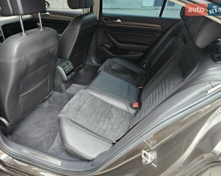 Коричневий Фольксваген Пассат, об'ємом двигуна 1.97 л та пробігом 188 тис. км за 19999 $, фото 49 на Automoto.ua