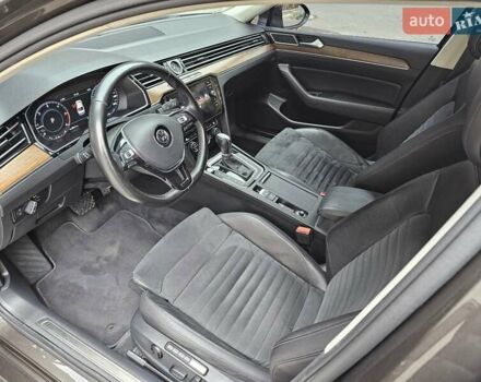 Коричневий Фольксваген Пассат, об'ємом двигуна 1.97 л та пробігом 188 тис. км за 19999 $, фото 22 на Automoto.ua