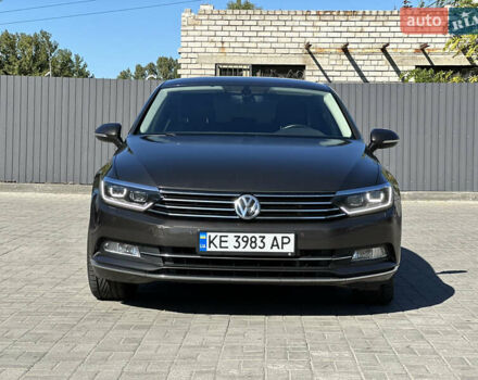 Коричневий Фольксваген Пассат, об'ємом двигуна 1.8 л та пробігом 145 тис. км за 17999 $, фото 1 на Automoto.ua