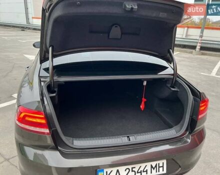 Коричневый Фольксваген Пассат, объемом двигателя 1.97 л и пробегом 185 тыс. км за 17000 $, фото 12 на Automoto.ua