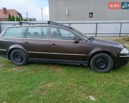 Коричневый Фольксваген Пассат, объемом двигателя 1.9 л и пробегом 400 тыс. км за 4300 $, фото 1 на Automoto.ua