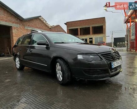 Коричневий Фольксваген Пассат, об'ємом двигуна 1.98 л та пробігом 241 тис. км за 5800 $, фото 1 на Automoto.ua