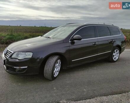 Коричневый Фольксваген Пассат, объемом двигателя 1.97 л и пробегом 264 тыс. км за 7200 $, фото 9 на Automoto.ua