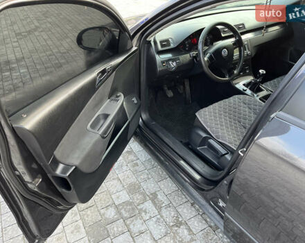 Коричневий Фольксваген Пассат, об'ємом двигуна 1.6 л та пробігом 290 тис. км за 4900 $, фото 10 на Automoto.ua