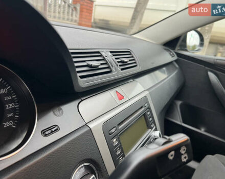 Коричневый Фольксваген Пассат, объемом двигателя 1.97 л и пробегом 183 тыс. км за 6500 $, фото 13 на Automoto.ua